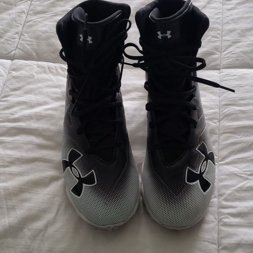 Under armour football cleats